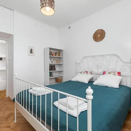 Apartment Gagarina 13 By Homeprime